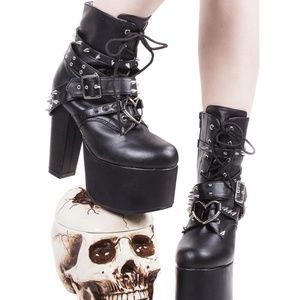 Demonia - torment 700 size 7